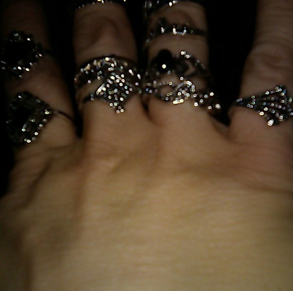 Sz 3-8 silvertone rings stackable and Bohemian-ind - Picture 5 of 8